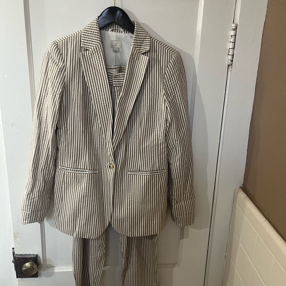 Woman’s Striped Blazer and Pants Set